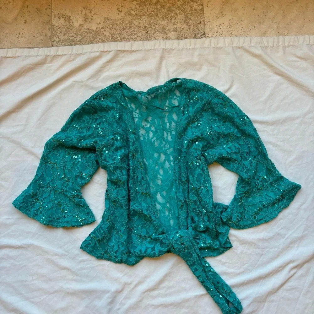Beautiful teal blue silver sequin floral lace wrap top / cardigan